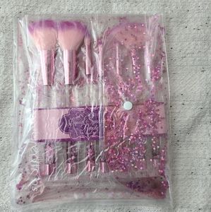 Beauty Creations 7 piece brush set